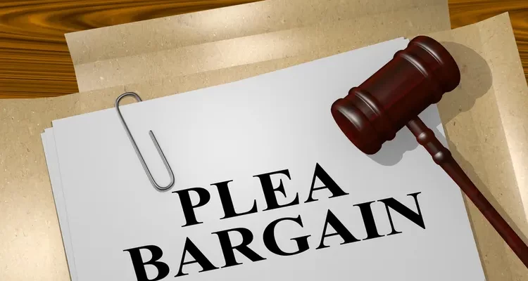 Criminal Defendant’s Guide to Plea Bargains